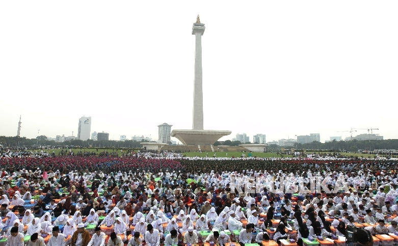 Penyingkap Tabir.